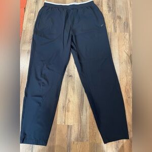 Fabletics Mens The Fundamental Pants - Size Large